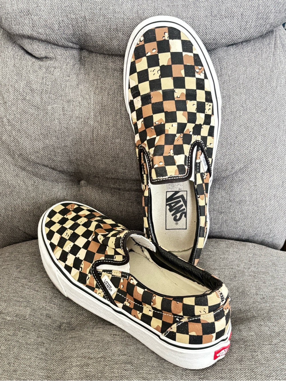 VANS CLASSIC SLIP-ON ‘CAMO DESERT’ CHECKERBOARD COLORWAY SHOES, size 8M/9.5W